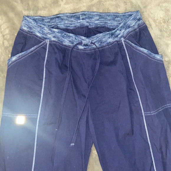 Scrubstar Women’s Blue Flare Bottom Scrub Pants Size Medium - Picture 2 of 5